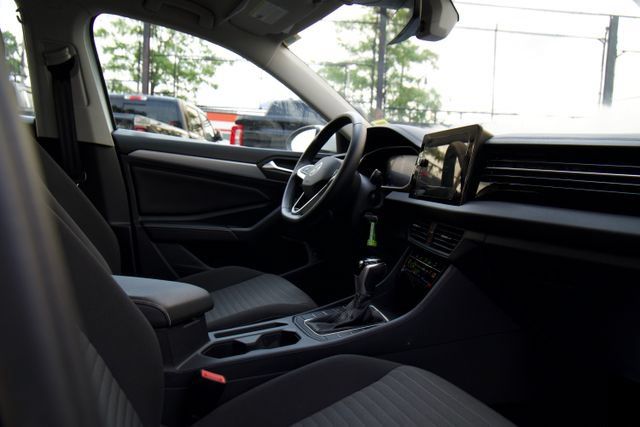 Used 2025 Volkswagen Jetta S FWD image 25