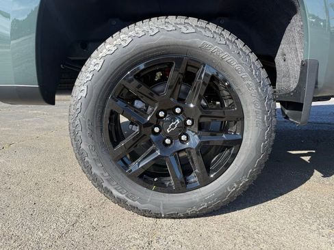 New 2026 Chevrolet Silverado 1500 LT Trail Boss w/ Convenience Package II AWD/4WD image 7