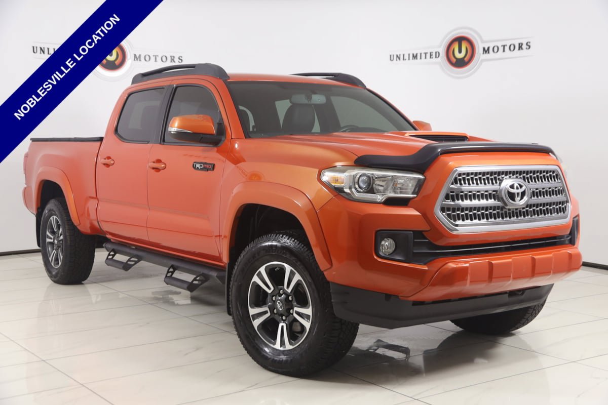 Used 2016 Toyota Tacoma TRD Sport w/ Towing Package AWD/4WD image 1