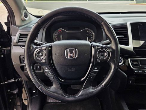Used 2019 Honda Ridgeline RTL-E image 17