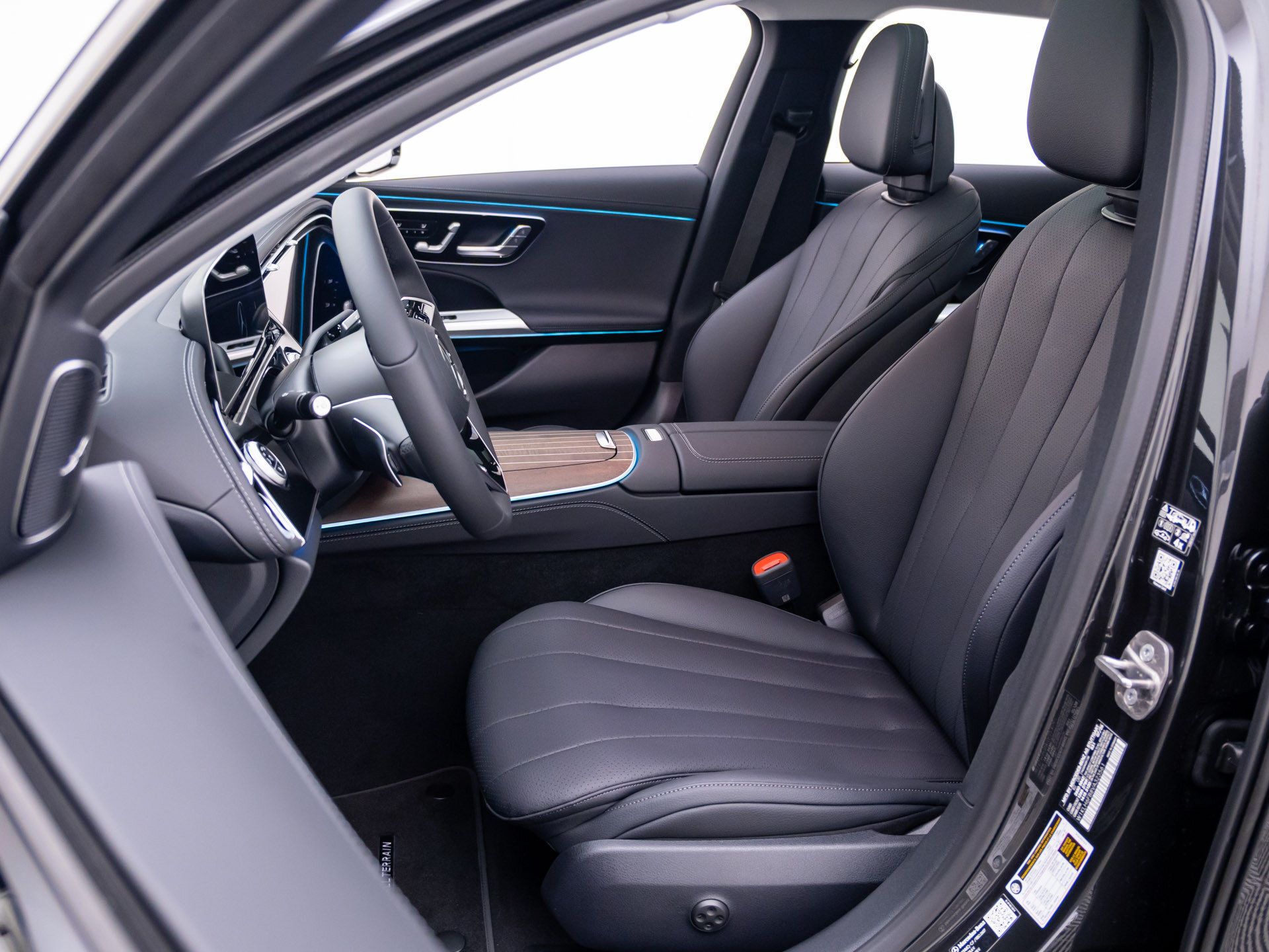 New 2027 Mercedes-Benz E 450 4MATIC All-Terrain Wagon image 17