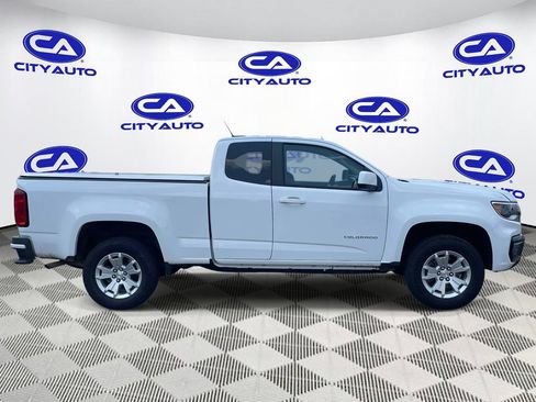 Used 2022 Chevrolet Colorado LT w/ Fleet Safety Package RWD image 2