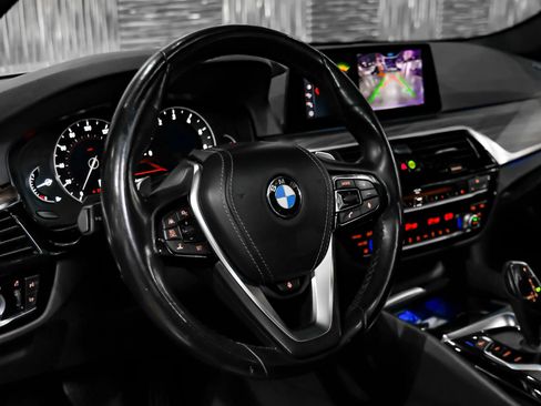 Used 2019 BMW 540i xDrive AWD/4WD image 18