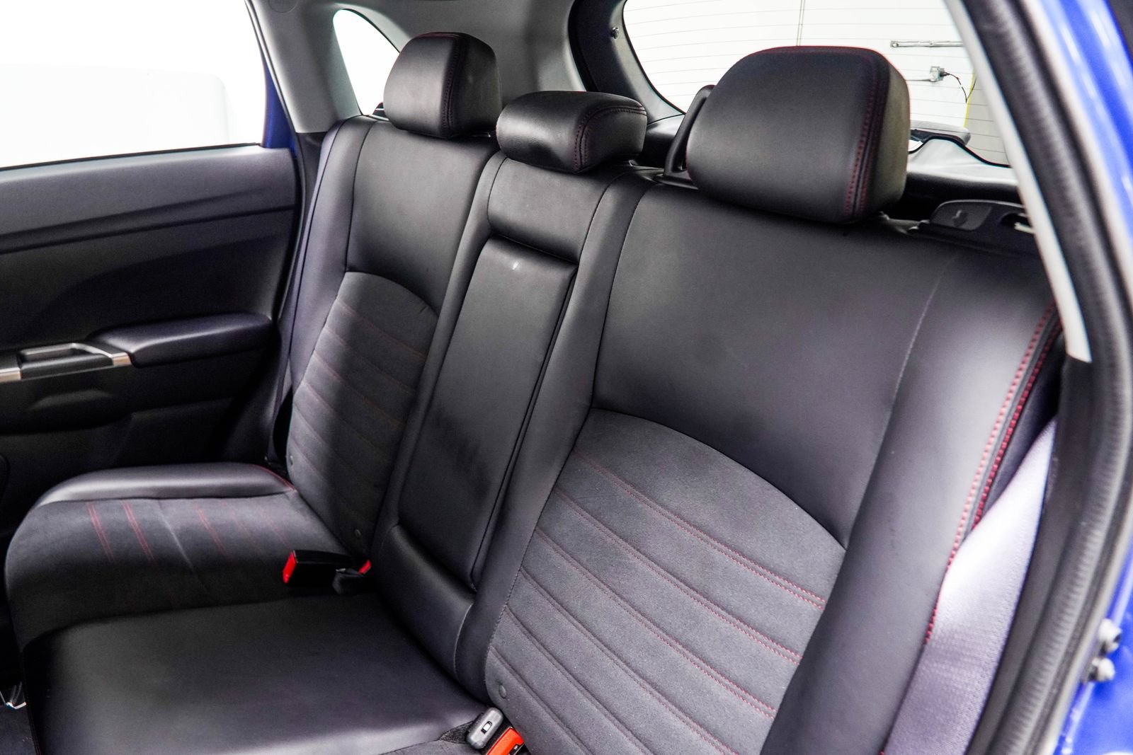 Used 2024 Mitsubishi Outlander Sport ES AWD/4WD image 40