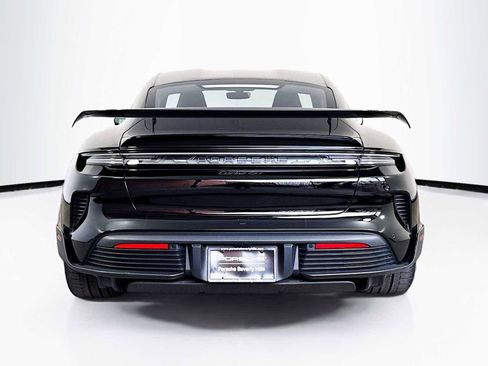 New 2025 Porsche Taycan Turbo GT image 10