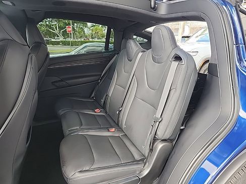 Used 2024 Tesla Model X image 18