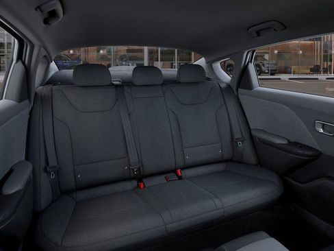 New 2026 Kia K4 LX image 17