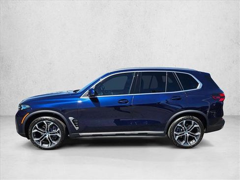 New 2026 BMW X5 xDrive40i w/ Parking Assistance Package AWD/4WD image 5