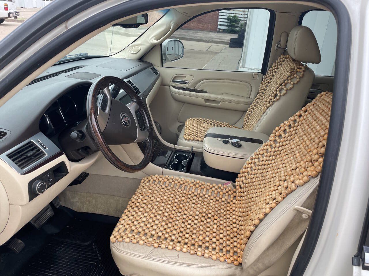 Used 2007 Cadillac Escalade EXT w/ Information Package AWD/4WD image 13