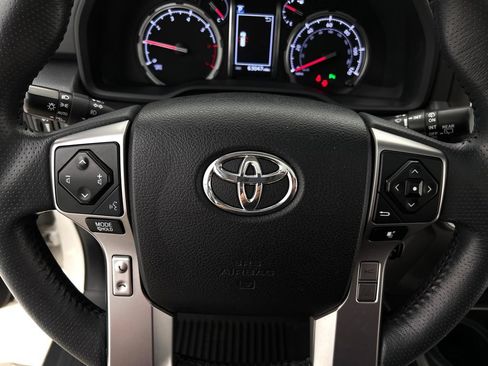 Used 2021 Toyota 4Runner Limited AWD/4WD image 16