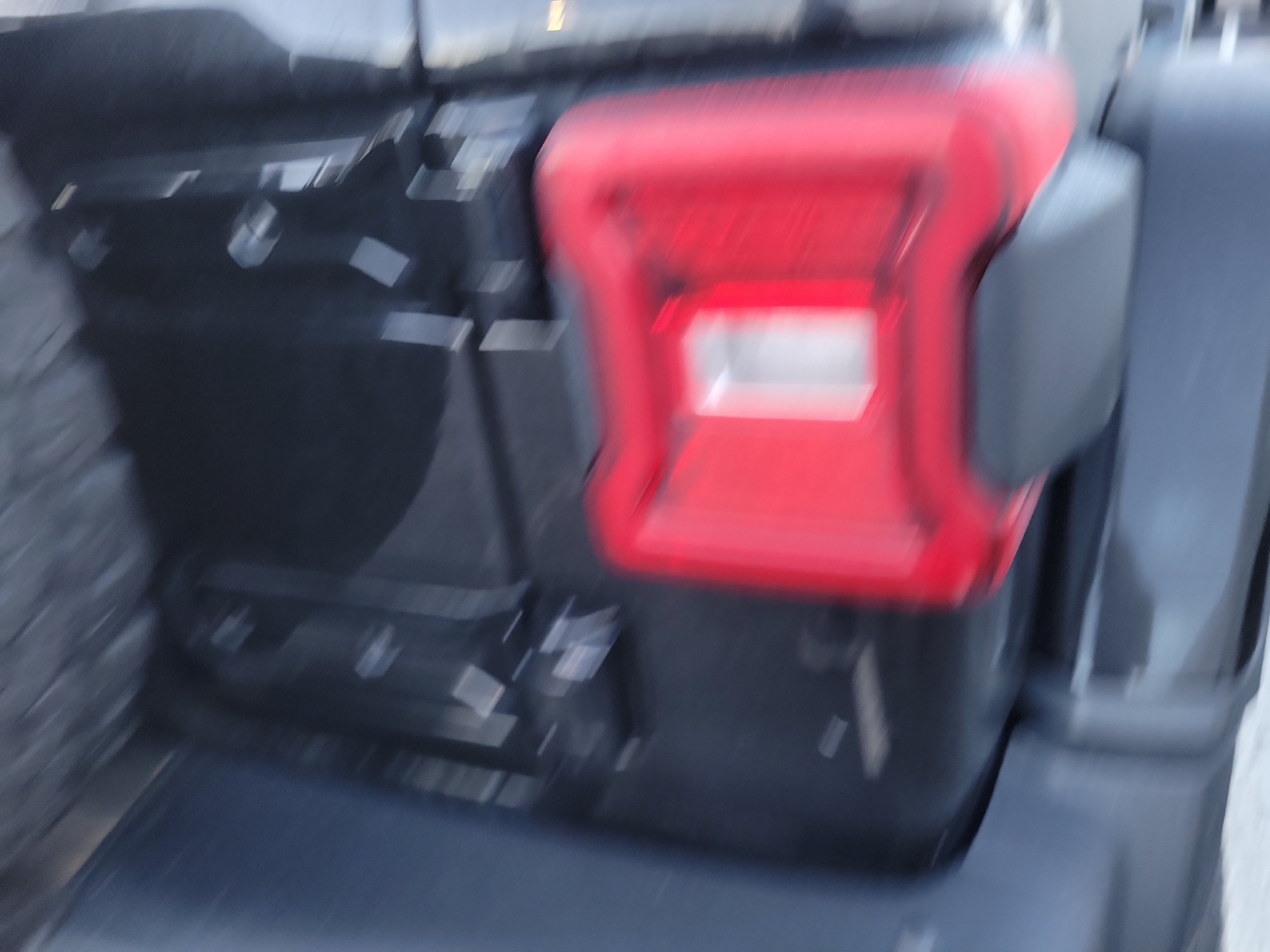 Used 2019 Jeep Wrangler Unlimited Rubicon w/ Dual Top Group AWD/4WD image 10