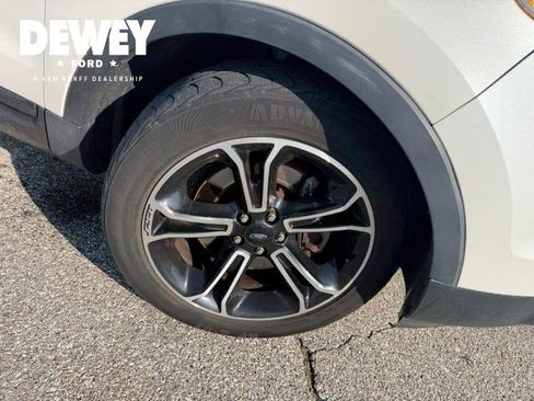 Used 2014 Ford Explorer Sport w/ Equipment Group 401A AWD/4WD image 16