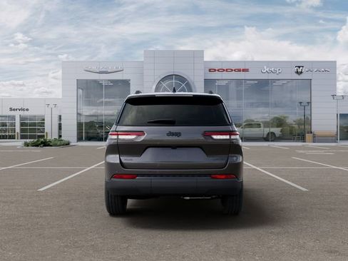 New 2025 Jeep Grand Cherokee L Limited w/ Black Appearance Package AWD/4WD image 7