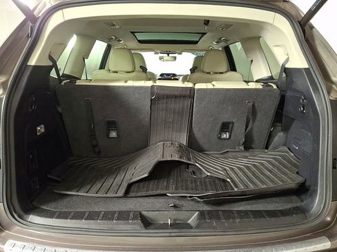 Used 2022 Subaru Ascent Limited w/ Technology Package image 30