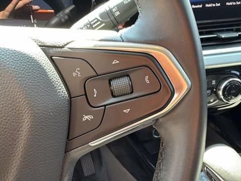 Certified 2024 Chevrolet Trax LT w/ Driver Confidence Package FWD image 11