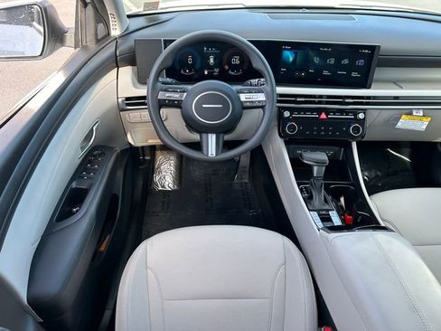 Used 2026 Hyundai Tucson SEL AWD/4WD image 30