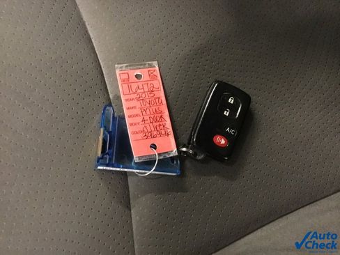 Used 2015 Toyota Prius Three image 54