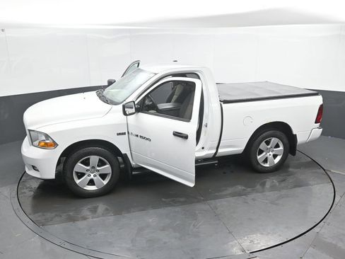 Used 2012 RAM 1500 Express image 44