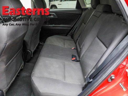 Used 2018 Toyota Corolla iM w/ Carpet Mat Package (TMS) image 20