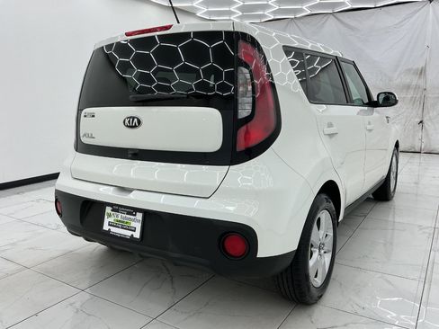 Used 2019 Kia Soul FWD image 9
