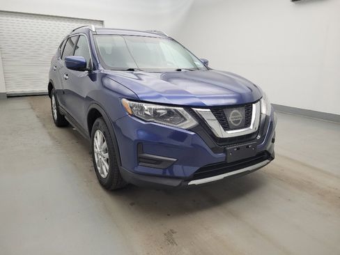 Used 2017 Nissan Rogue SV image 13