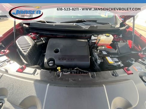 Used 2023 Chevrolet Traverse Premier image 30