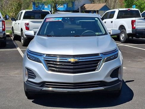 Used 2022 Chevrolet Equinox LT AWD/4WD image 2