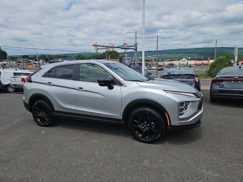 Used 2024 Mitsubishi Eclipse Cross LE AWD/4WD image 37