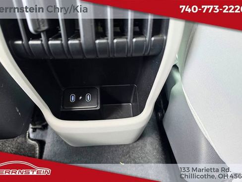 Used 2024 Hyundai Kona SEL image 23