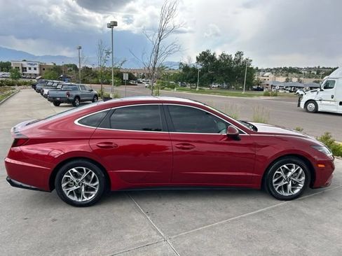 Used 2023 Hyundai Sonata SEL FWD image 9