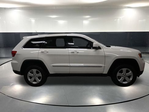 Used 2012 Jeep Grand Cherokee Laredo image 4