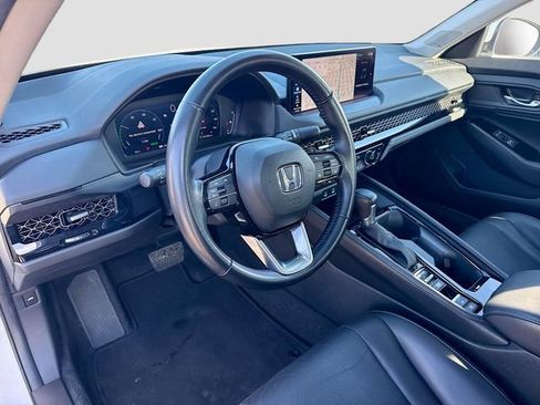 Certified 2023 Honda Accord Touring image 9