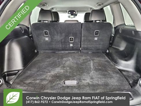Used 2023 Jeep Grand Cherokee Limited image 32