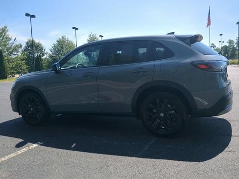 Used 2025 Honda HR-V Sport image 6