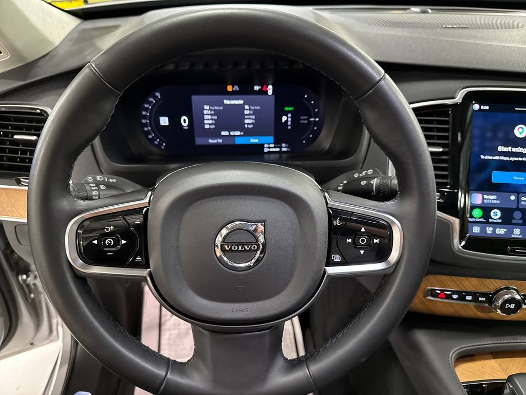 Certified 2024 Volvo XC90 T8 Plus w/ Protection Package Premier AWD/4WD image 11