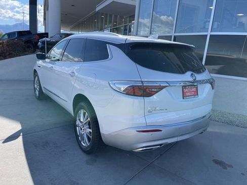 Used 2023 Buick Enclave Premium w/ Experience Buick Package AWD/4WD image 5