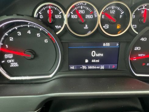 Used 2022 Chevrolet Silverado 1500 LT AWD/4WD image 16