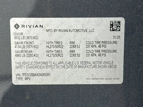 Used 2025 Rivian R1S Adventure AWD/4WD image 12