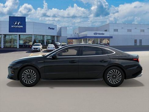 New 2025 Hyundai Sonata Limited image 3