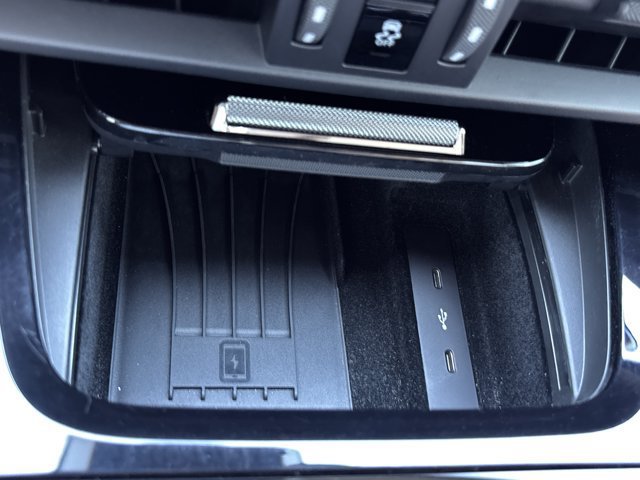 Used 2024 Porsche Cayenne AWD/4WD image 39