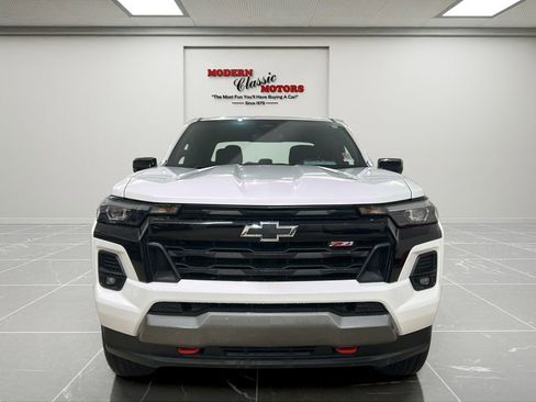 Used 2024 Chevrolet Colorado Z71 w/ Advanced Trailering Package image 8