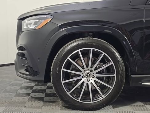 Certified 2026 Mercedes-Benz GLS 580 4MATIC image 11