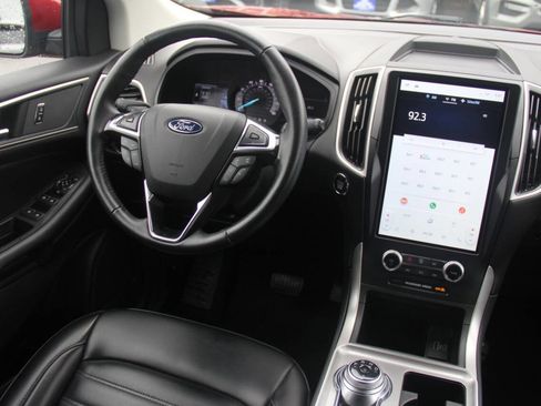 Certified 2024 Ford Edge SEL image 15