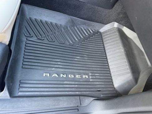 Used 2024 Ford Ranger Lariat w/ FX4 Off-Road Package image 37