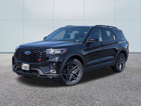 New 2026 Ford Explorer ST image 1
