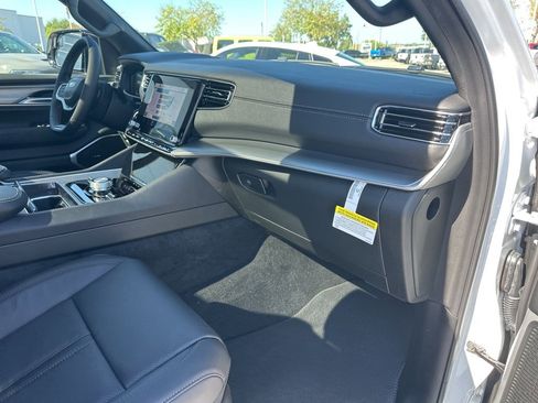 New 2025 Jeep Wagoneer Series II image 62