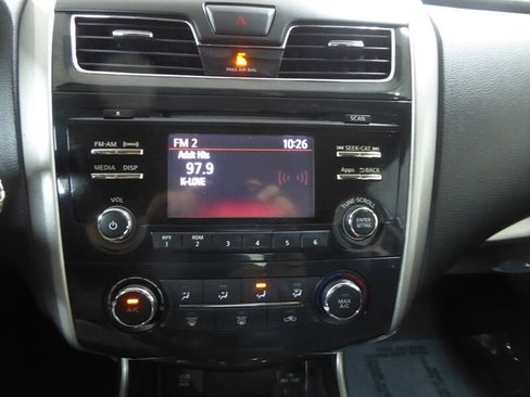 Used 2015 Nissan Altima 2.5 S w/ Power Driver Seat Package FWD image 14