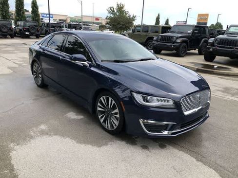 Used 2019 Lincoln MKZ Reserve FWD image 8