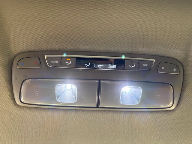 Used 2022 Kia Telluride SX w/ Nightfall Edition Package AWD/4WD image 32