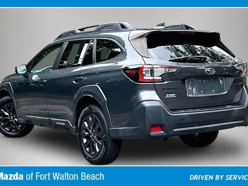 Used 2023 Subaru Outback Onyx Edition w/ Tech Package 2 AWD/4WD image 4